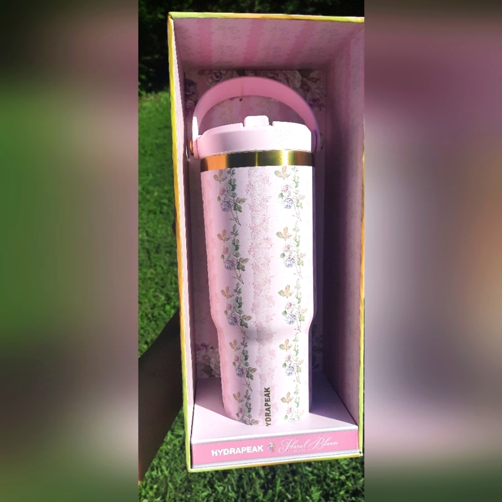 32 Oz.limited Edition Pink Floral